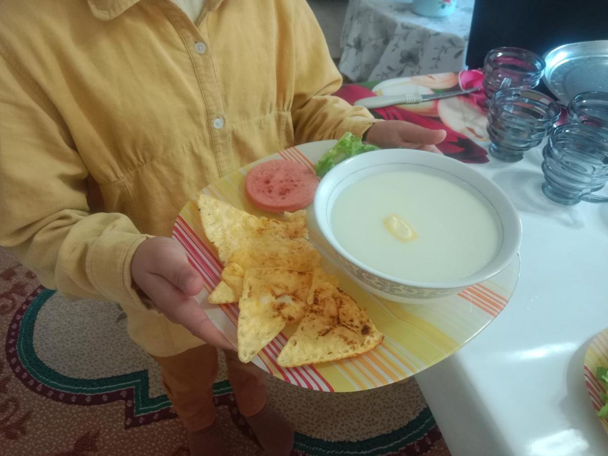 Kochkor Guest House B&B מראה חיצוני תמונה